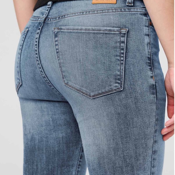 NWT DUER Womens Kick Flare Denim Pant in Beach Blue - Picture 8 of 14